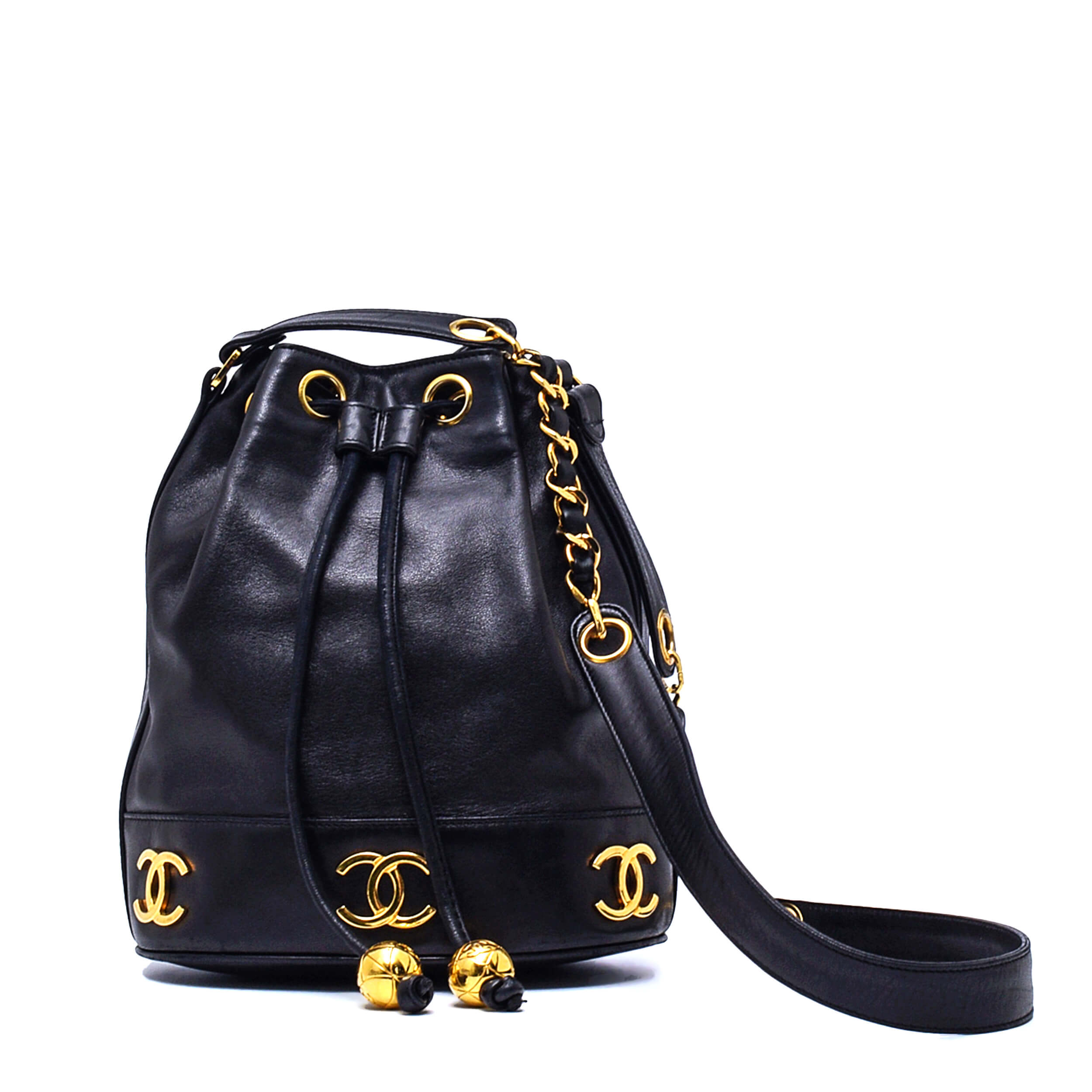 Chanel - Black Lambskin Leather Triple Vintage CC Bucket Bag